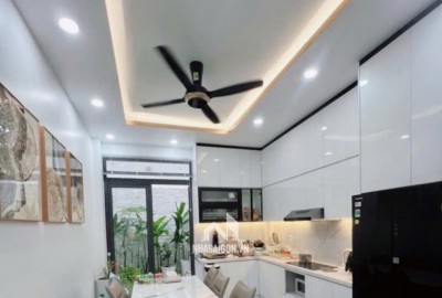 BÁN NHÀ TRUNG TÂM BÌNH THẠNH - Hẻm Xe Hơi Nơ Trang Long, 60m², Full Nội Thất Cao Cấp